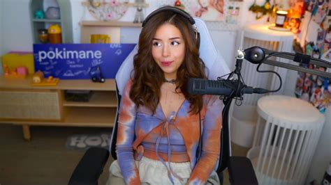 hot naked pokimane|FULL VIDEO: Pokimane Nude Photos Leaked (Twitch Streamer)